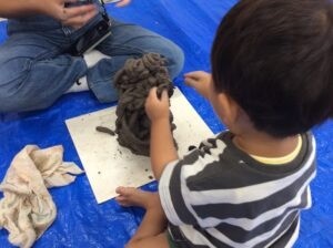 8月のひだまりCafe　粘土であそびました♪